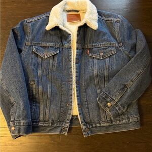 Levi's Denim Jacket with Sherpa Lining medium